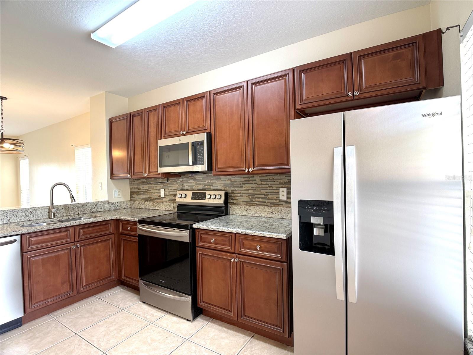 TOWNS LEGACY PARK - Residential Lease