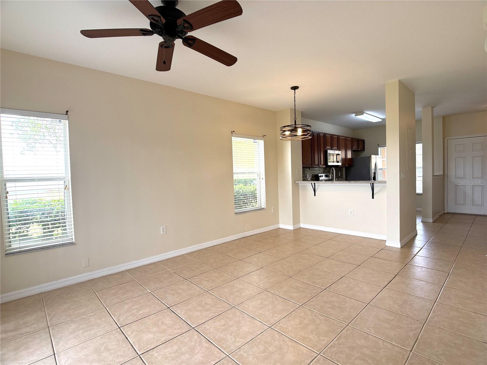 TOWNS LEGACY PARK - Residential Lease