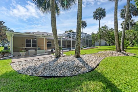 A home in SOUTH DAYTONA