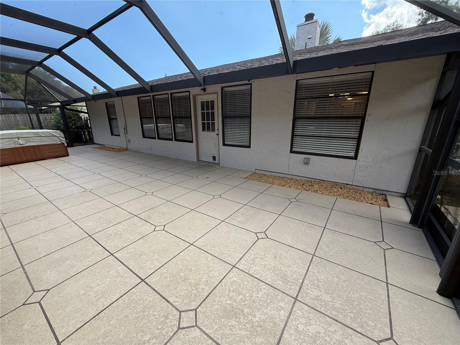 MANORS OF FOREST LAKES THE - Residential Lease