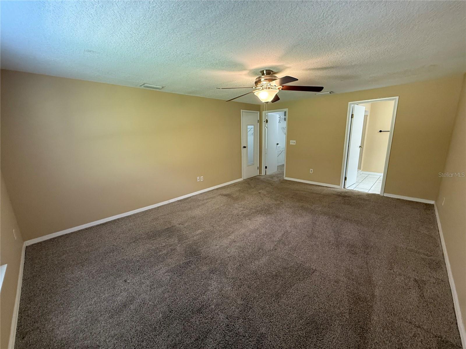 MANORS OF FOREST LAKES THE - Residential Lease