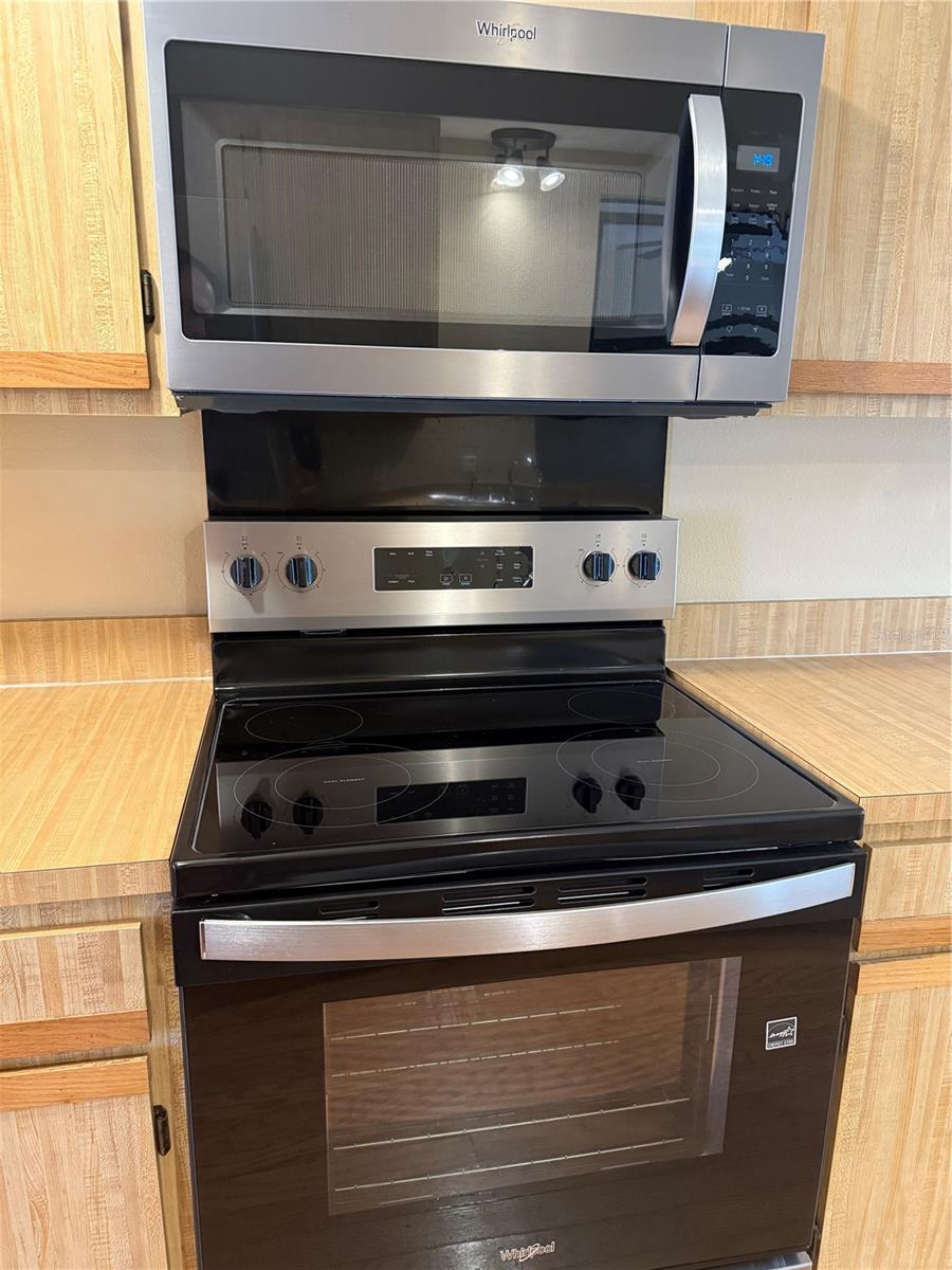 MANORS OF FOREST LAKES THE - Residential Lease