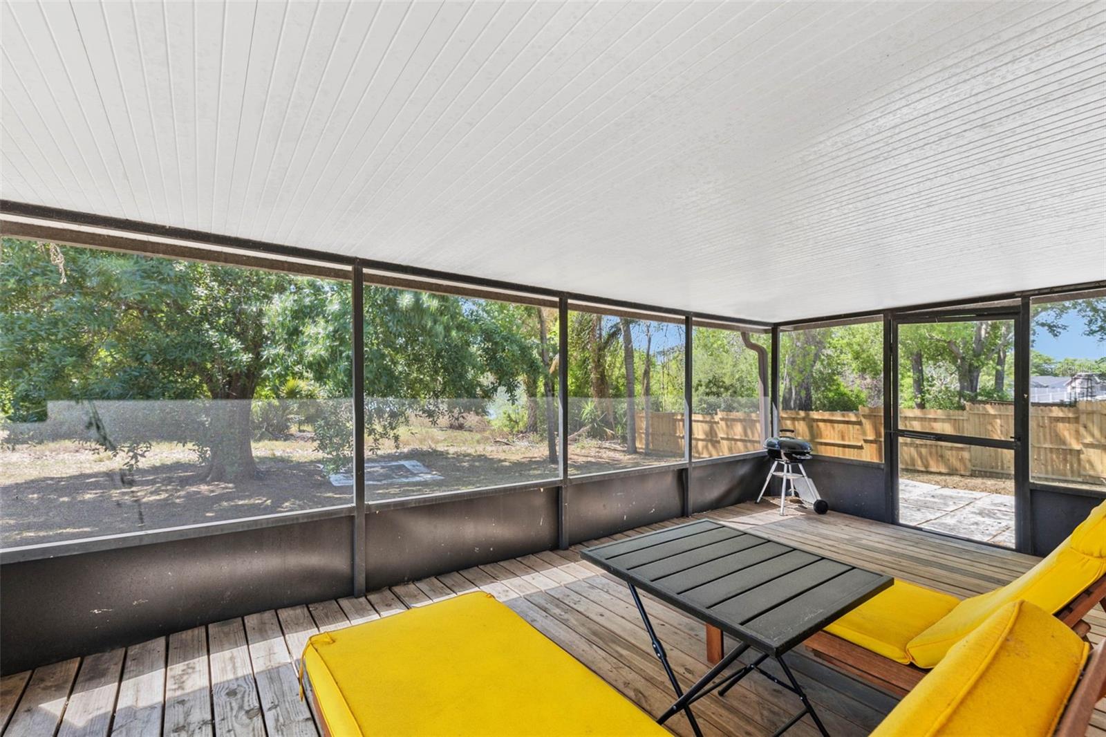 7694 INDIAN RIDGE TRAIL S