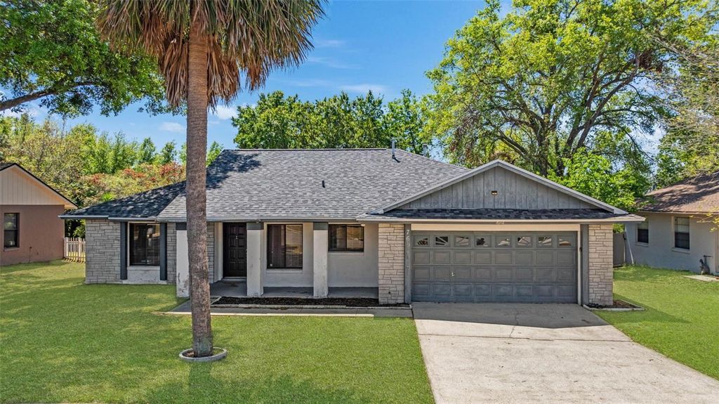 Photo of 7694 Indian Ridge Trail S, Kissimmee, FL 34747 (MLS # G5104318)