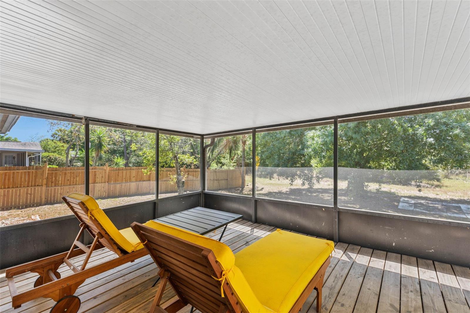 7694 INDIAN RIDGE TRAIL S