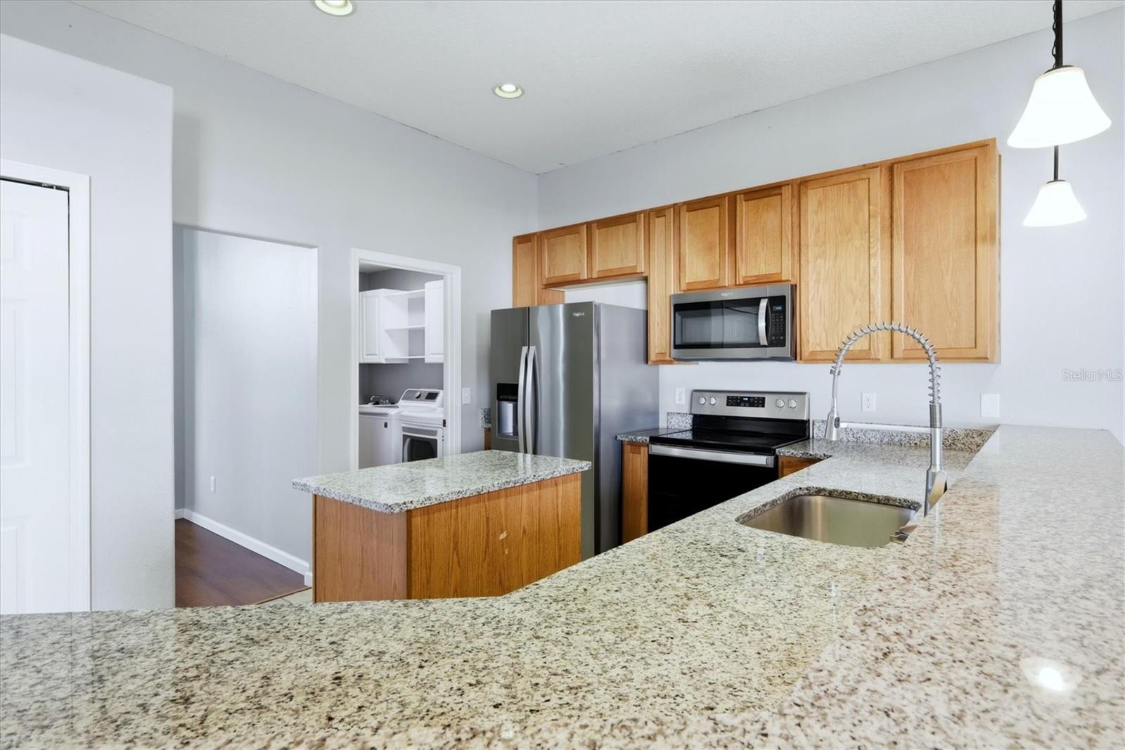 WINDMILL POINTE - Residential