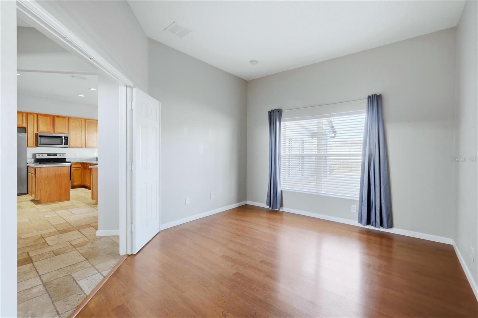 WINDMILL POINTE - Residential