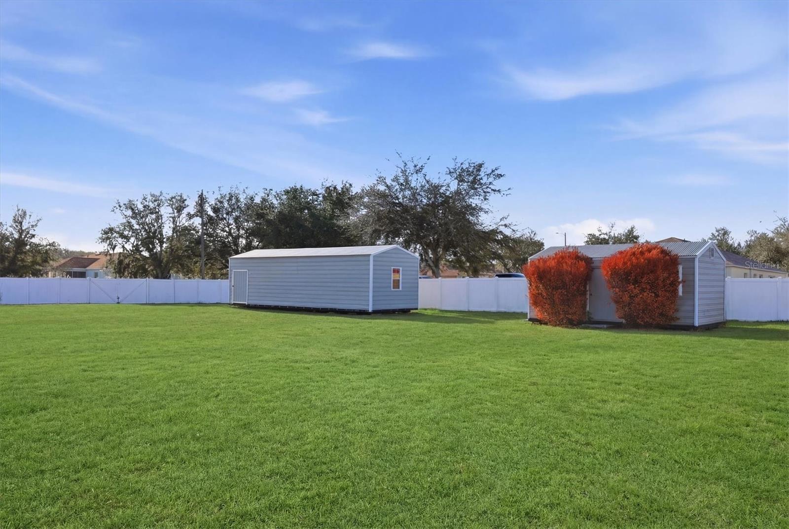 WINDMILL POINTE - Residential