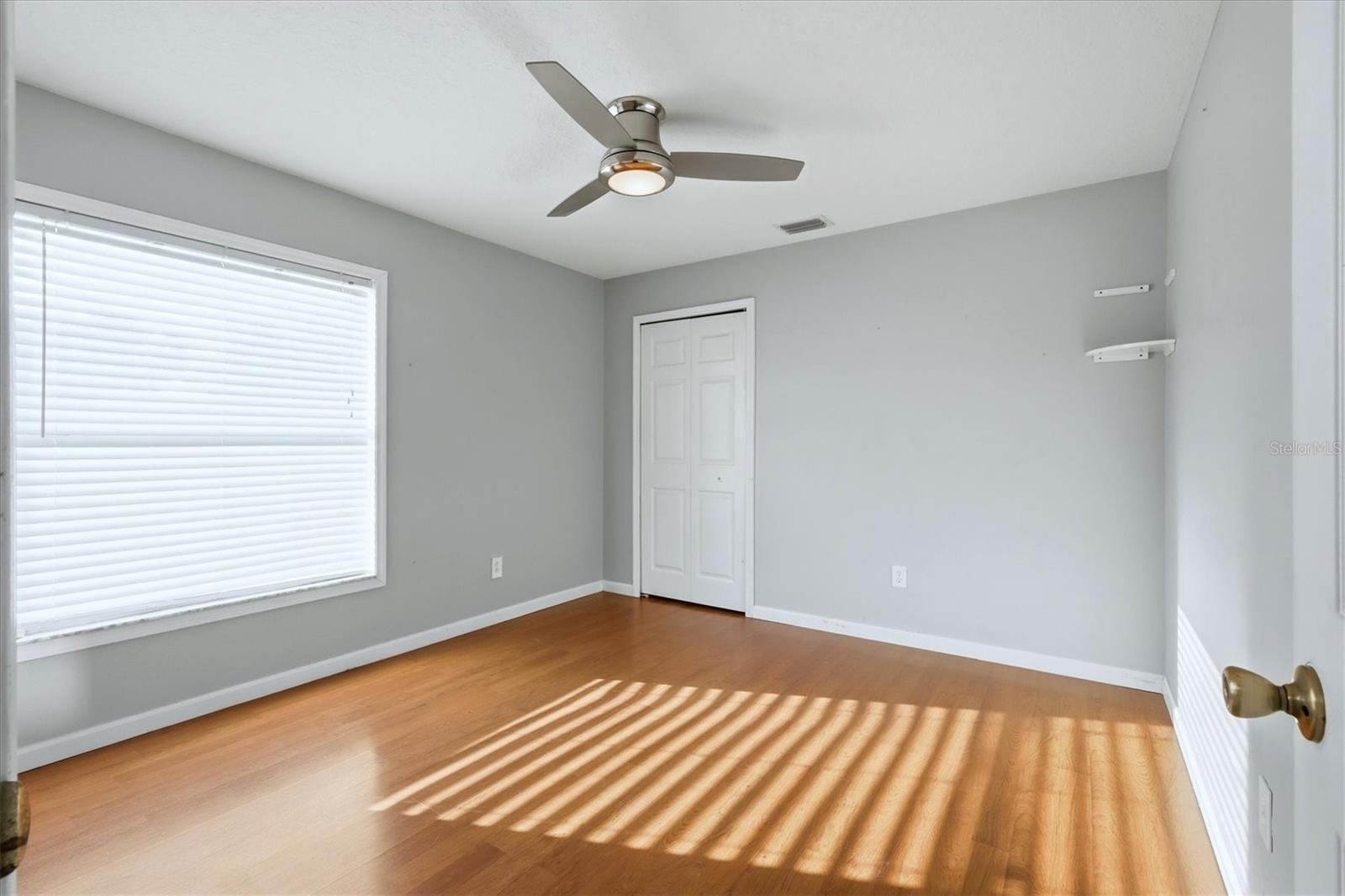 WINDMILL POINTE - Residential