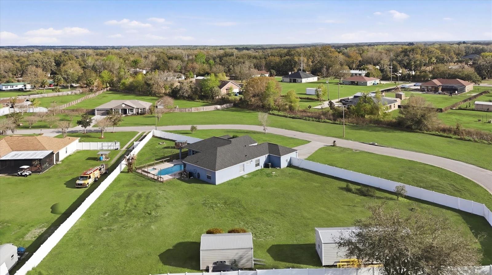 WINDMILL POINTE - Residential