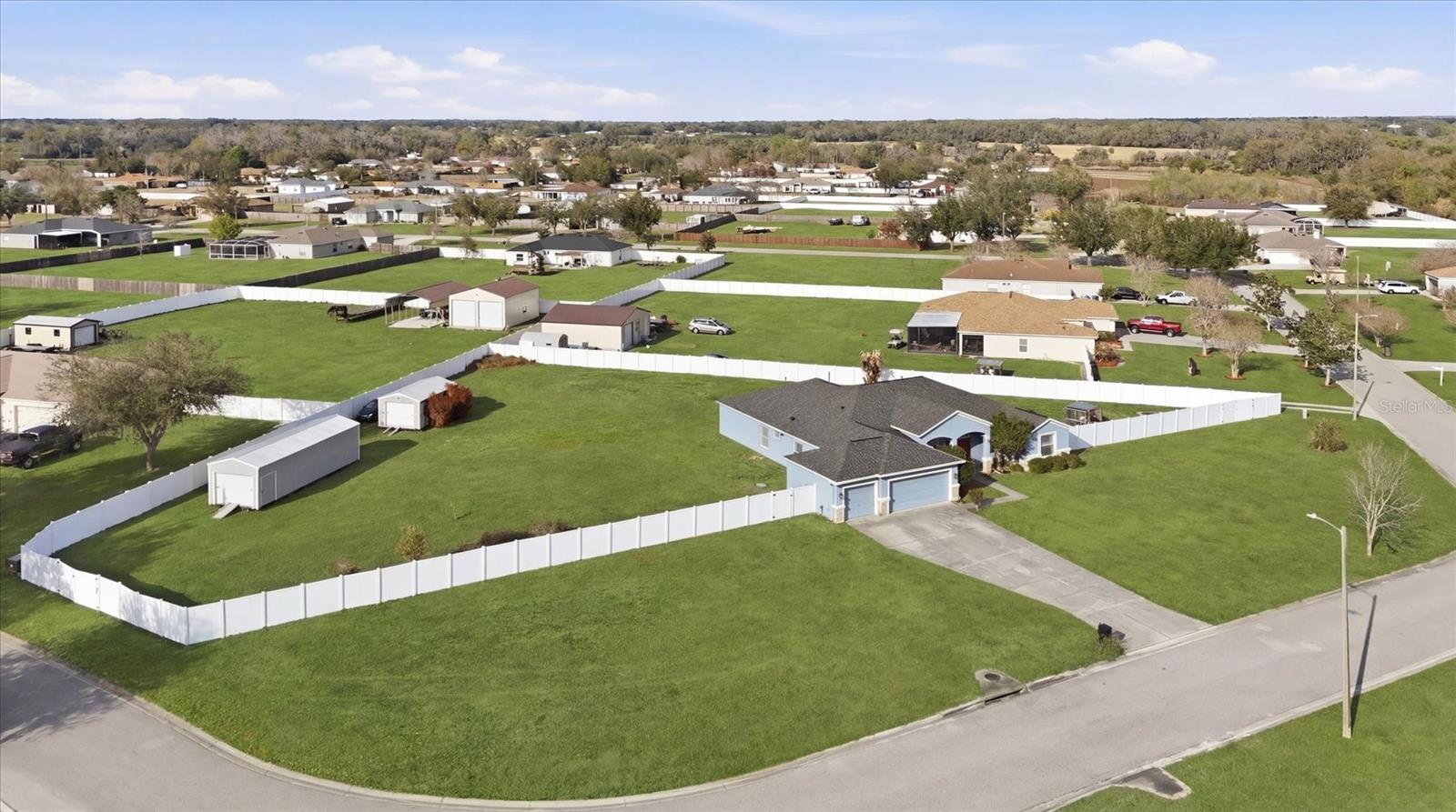 WINDMILL POINTE - Residential