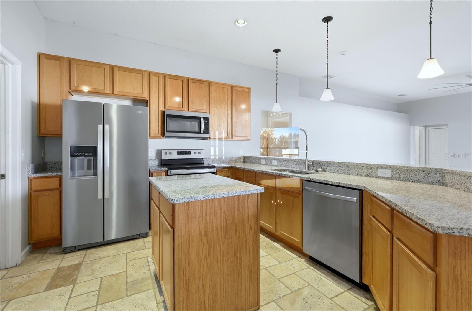 WINDMILL POINTE - Residential