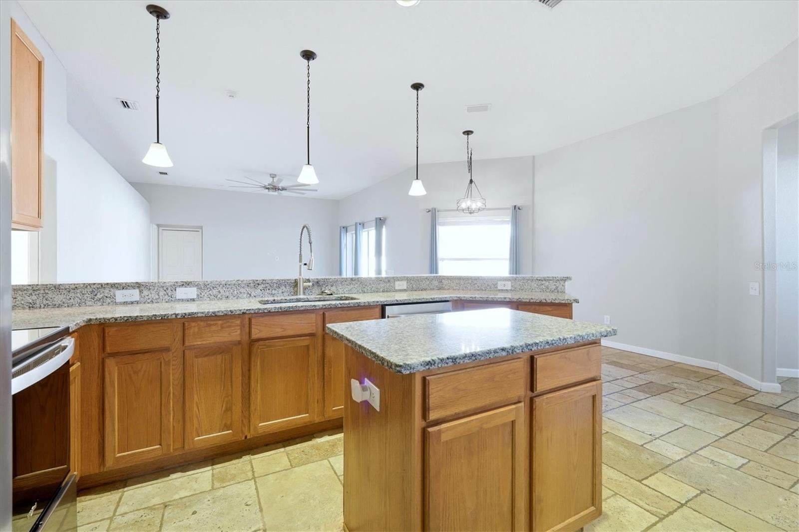 WINDMILL POINTE - Residential