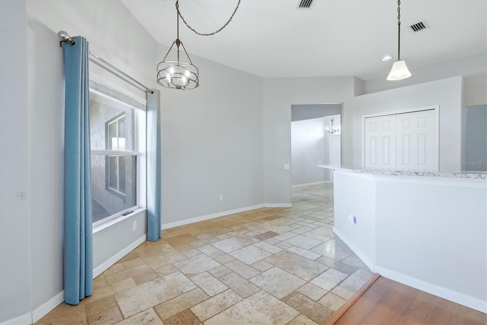 WINDMILL POINTE - Residential