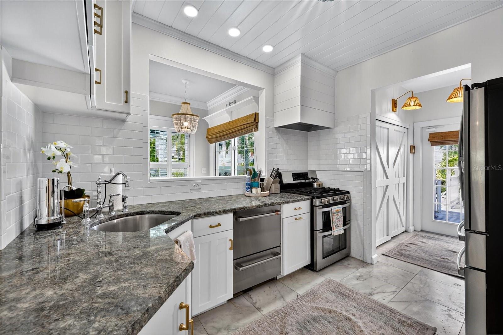 BAYVIEW ADD - Residential Lease