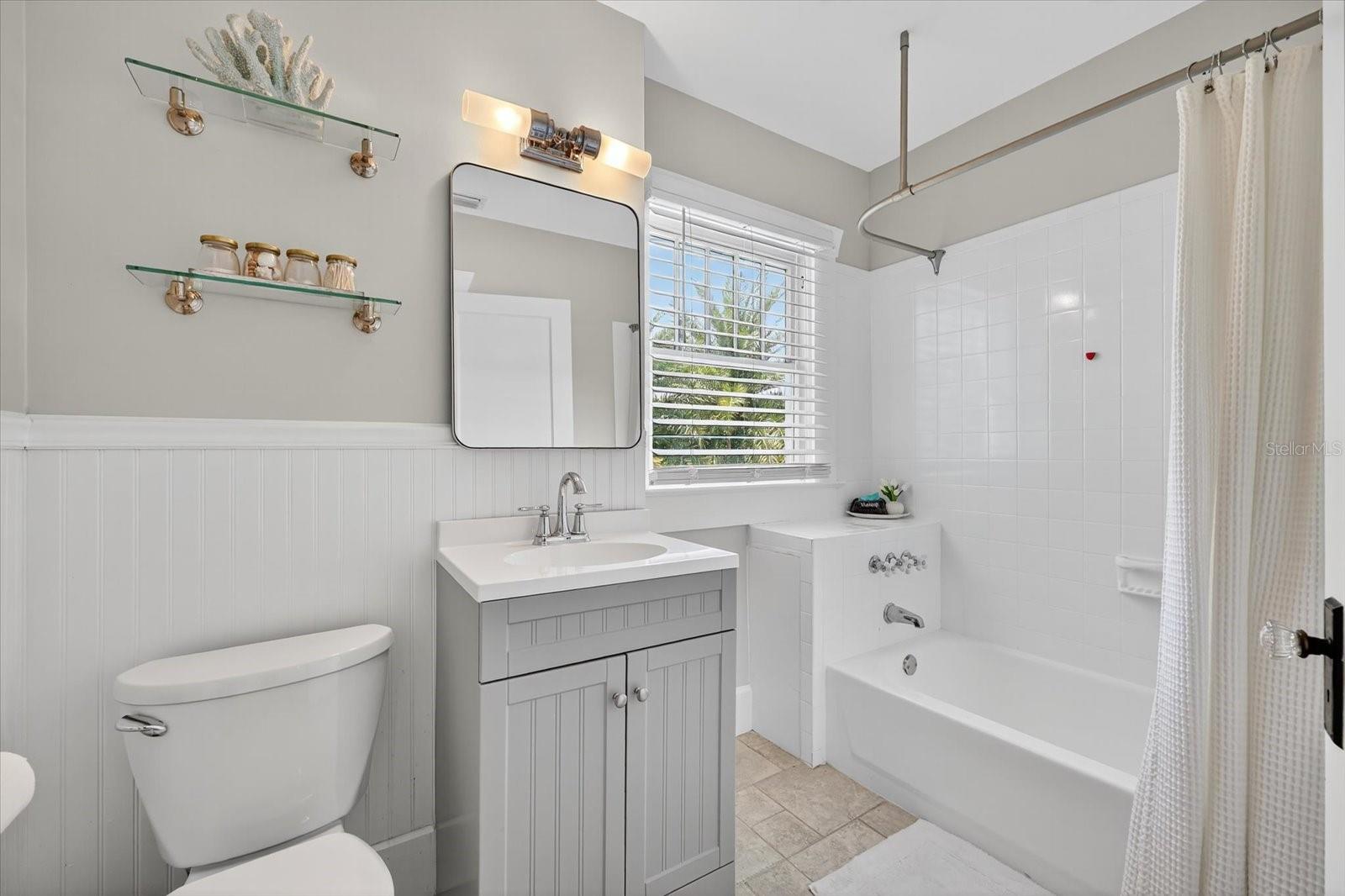 BAYVIEW ADD - Residential Lease