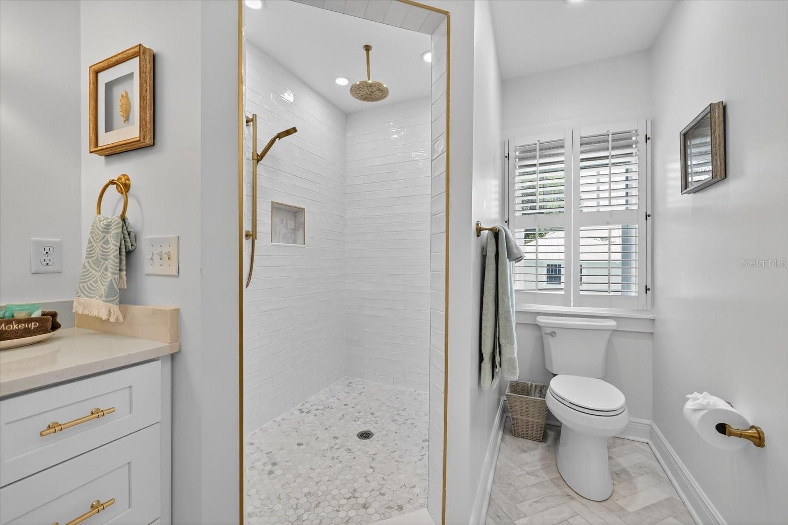 BAYVIEW ADD - Residential Lease