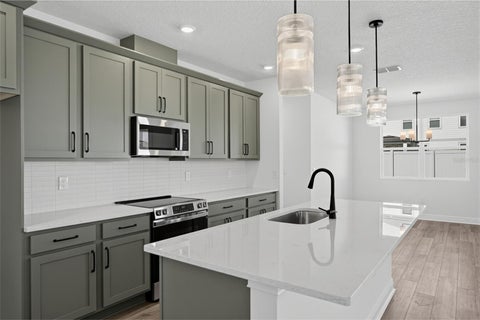 Tiny photo for 30139 Emerald Forest Drive, Mount Dora, FL 32757 (MLS # TB8560672)