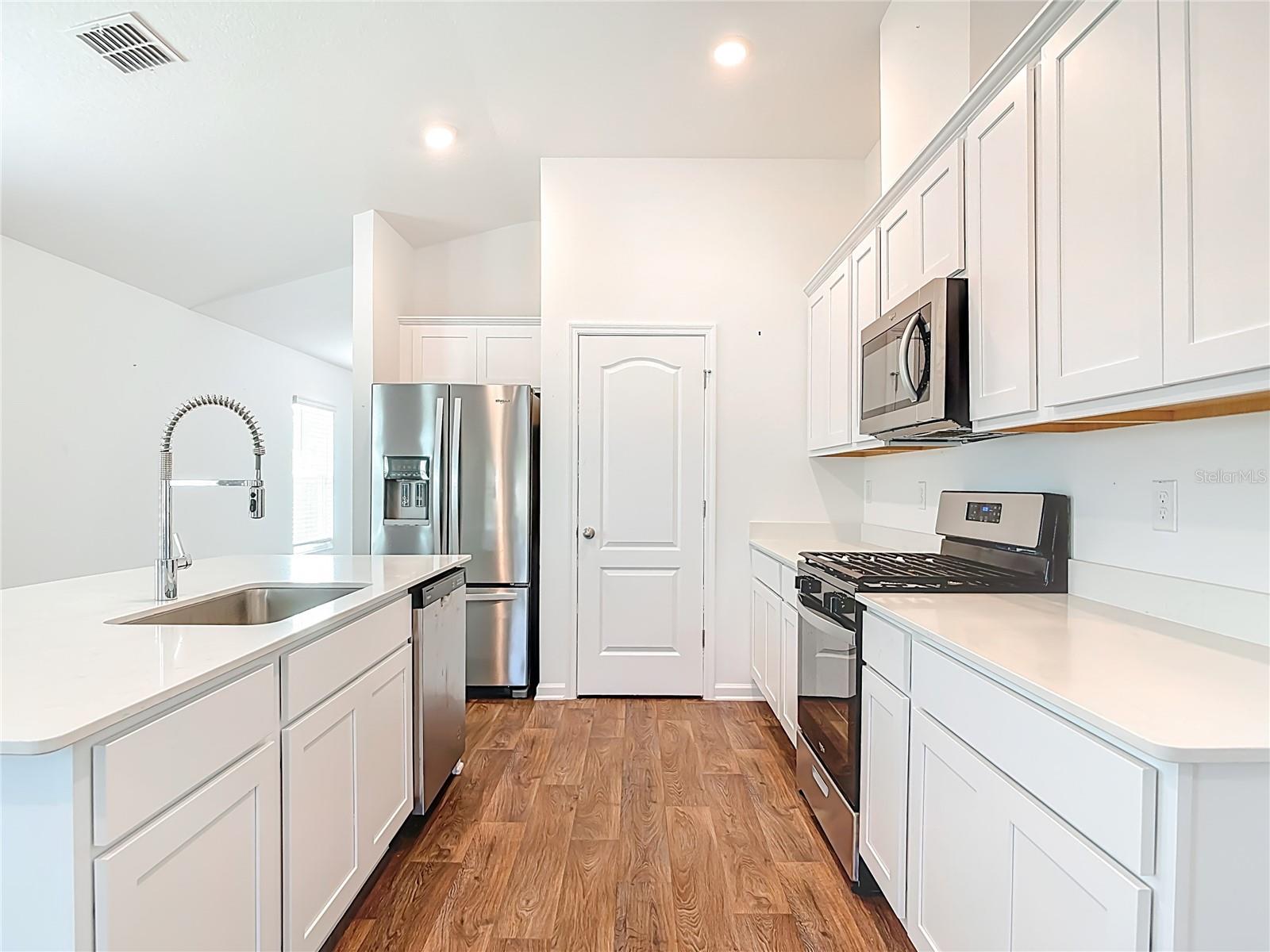 GRAND RESERVE PH 3 - Residential