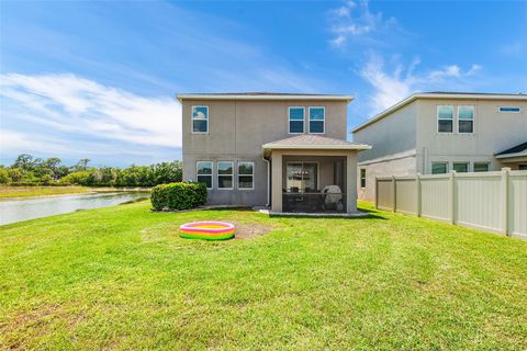 A home in PALMETTO