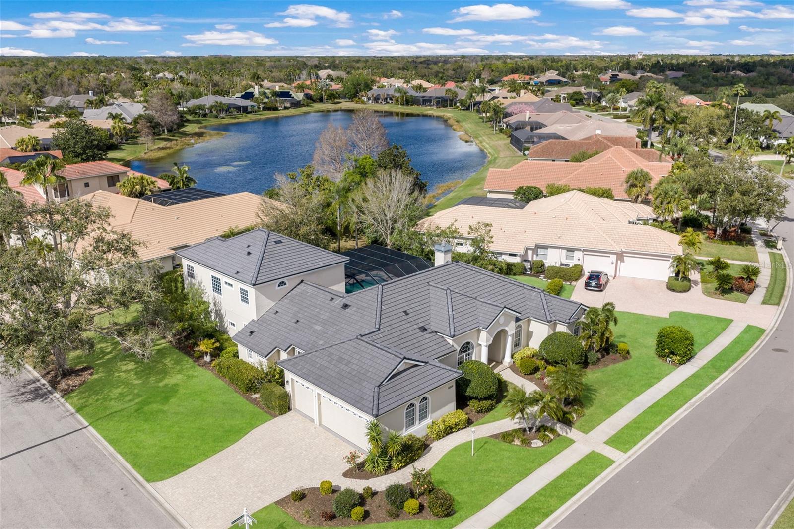 8009 ROYAL BIRKDALE CIRCLE