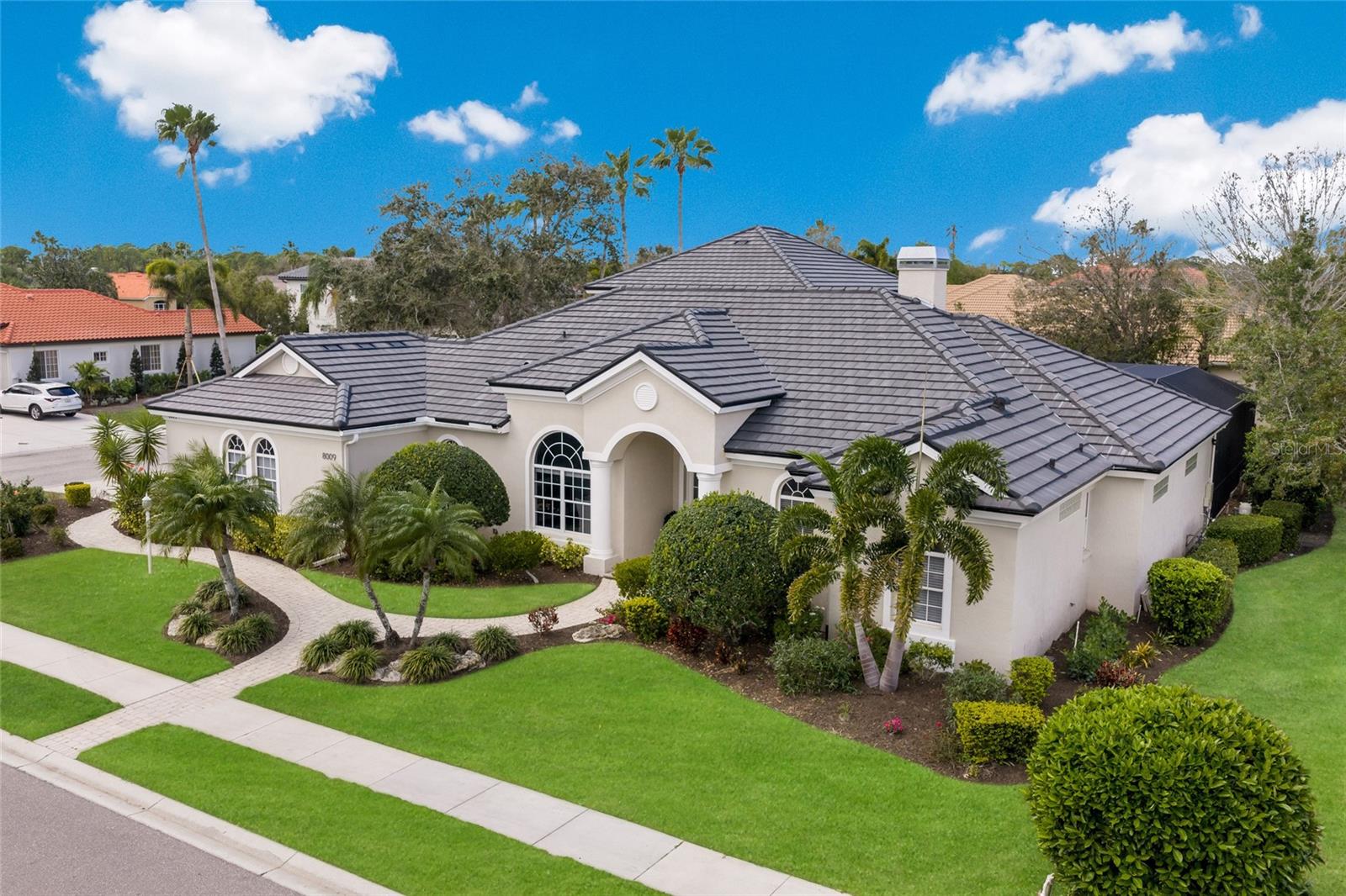 8009 ROYAL BIRKDALE CIRCLE