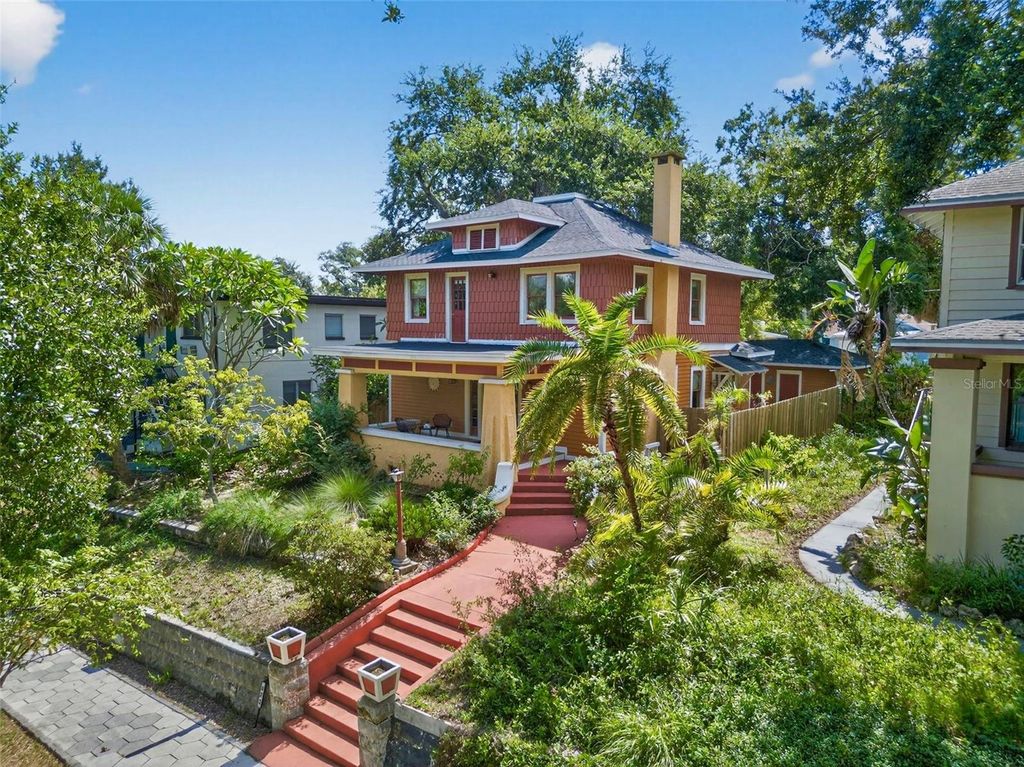 Photo of 822 8th Avenue S, St Petersburg, FL 33701 (MLS # TB8433746)