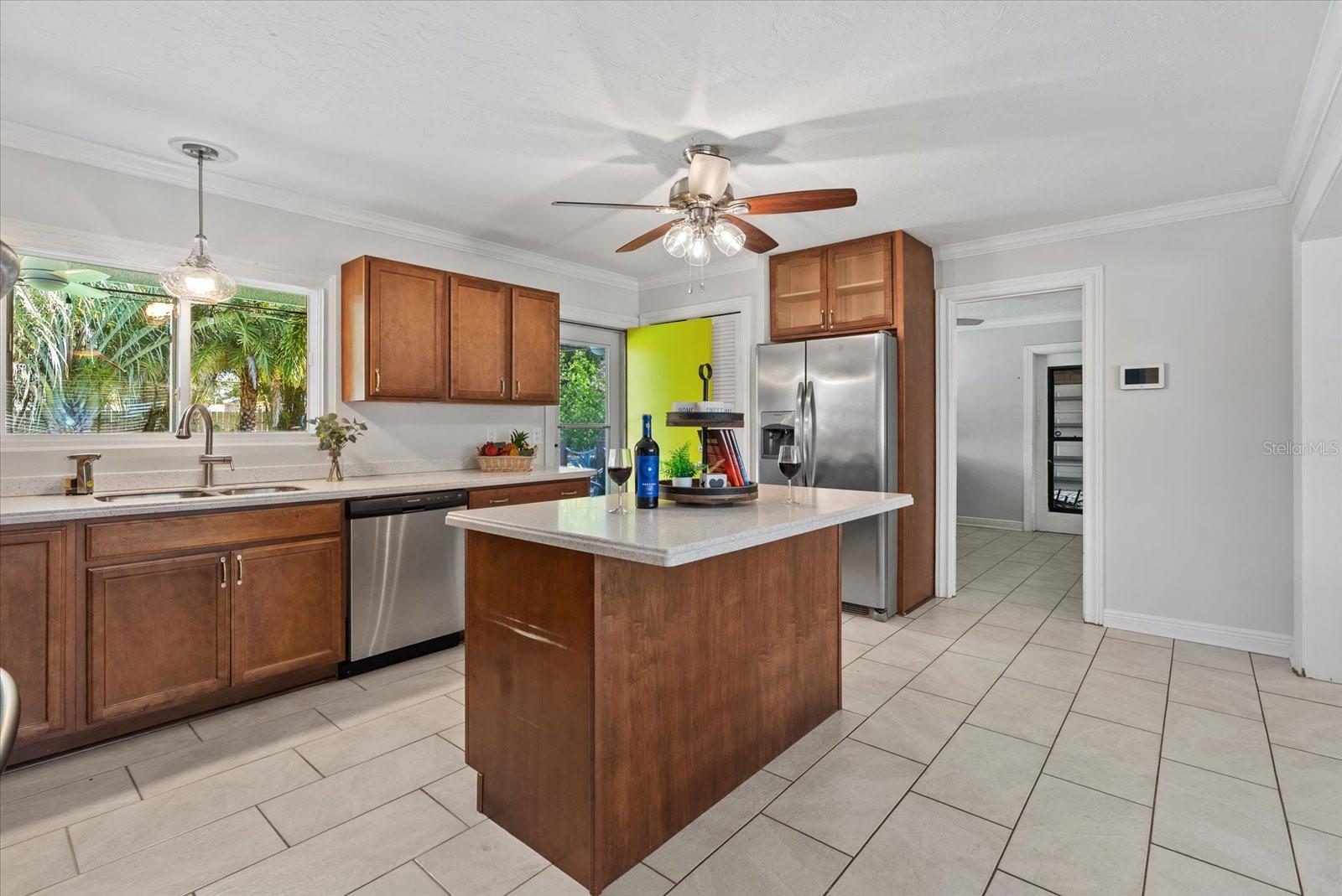 WHITFIELD ESTATES UNIT 1 - Residential