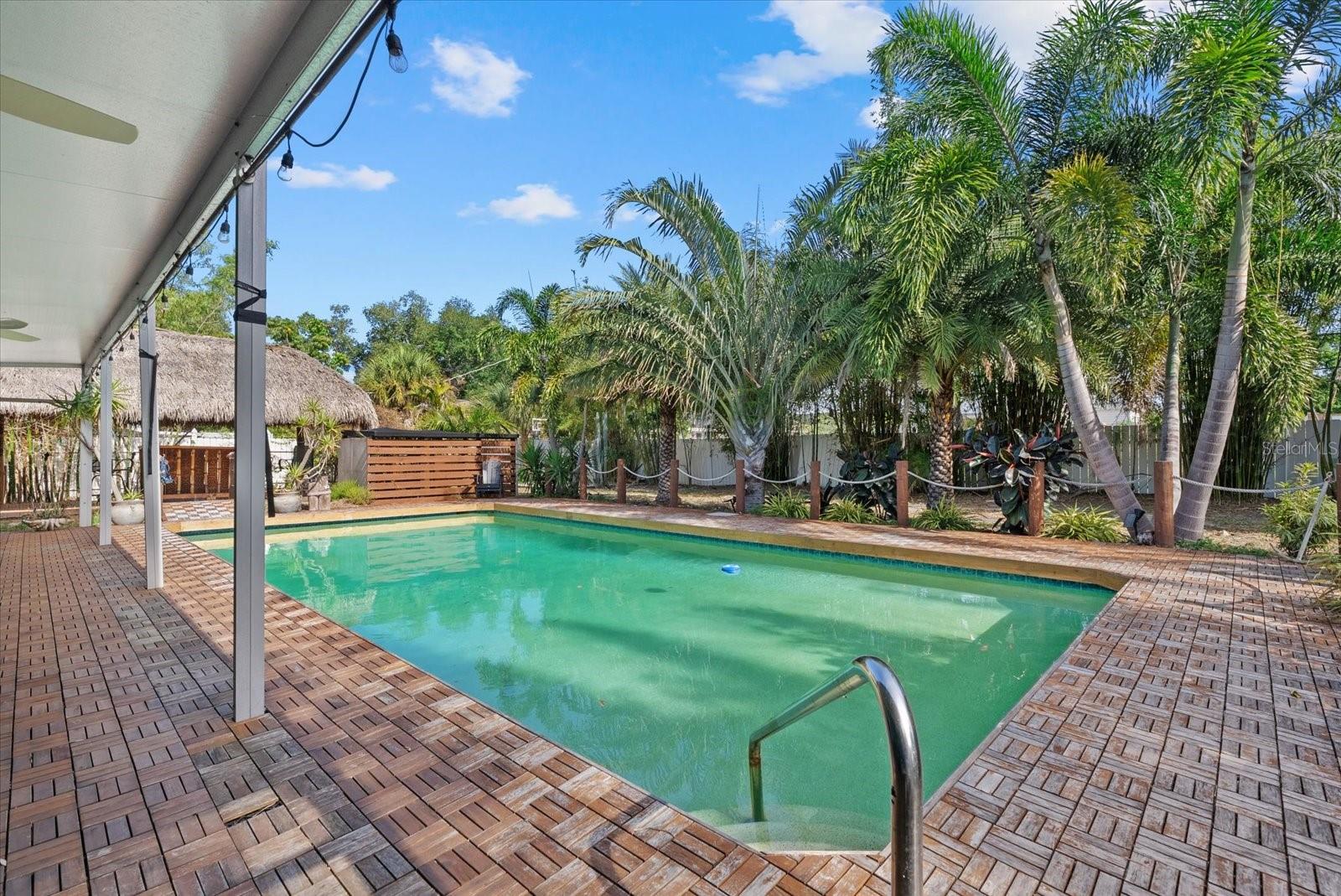 WHITFIELD ESTATES UNIT 1 - Residential