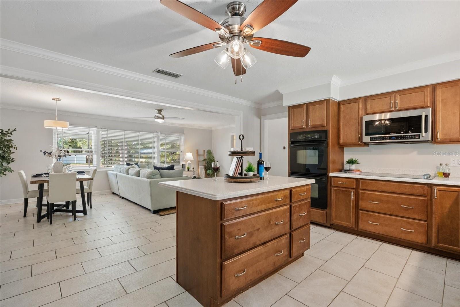 WHITFIELD ESTATES UNIT 1 - Residential