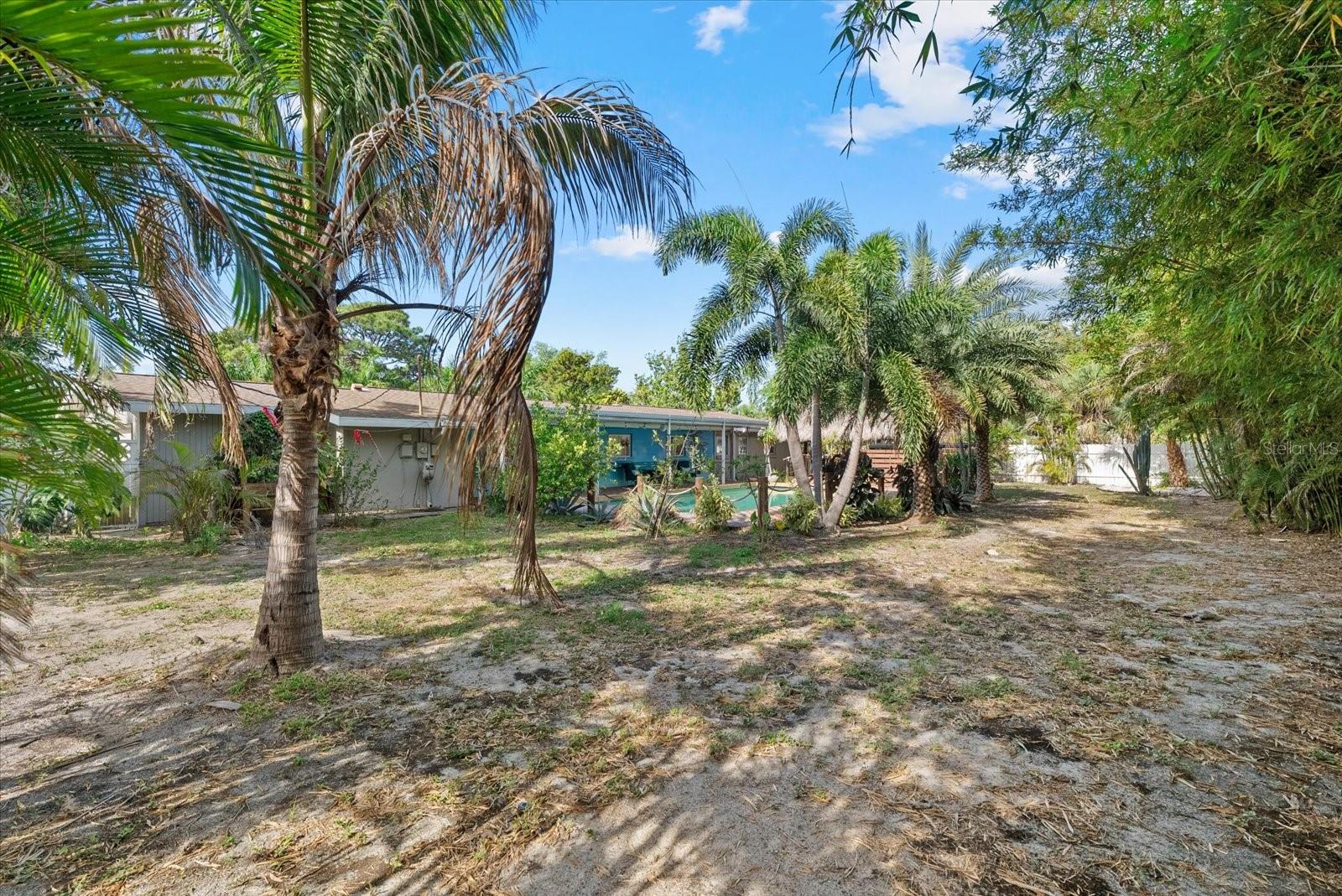 WHITFIELD ESTATES UNIT 1 - Residential
