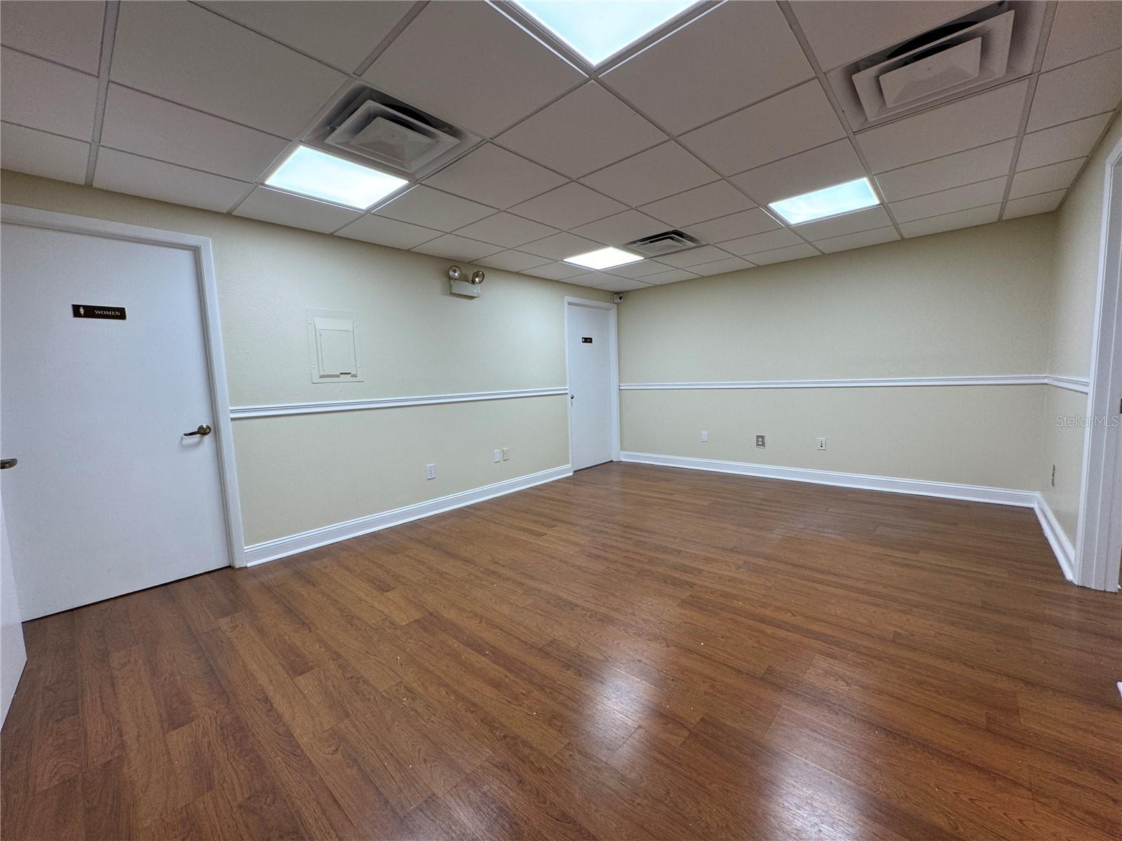 WESTSHORE CLUB I A CONDO - Commercial Sale