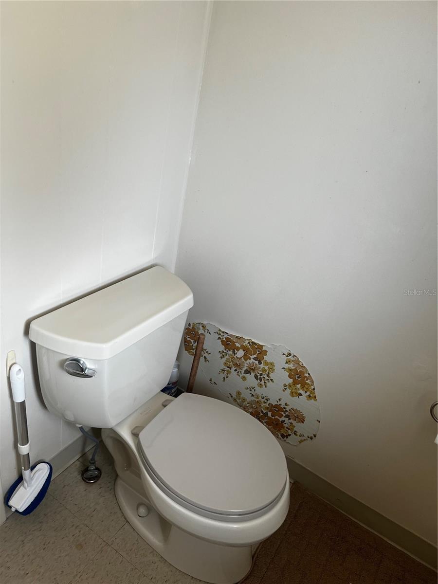 LAKE TARPON MOBILE HOME VILLAGE - Residential
