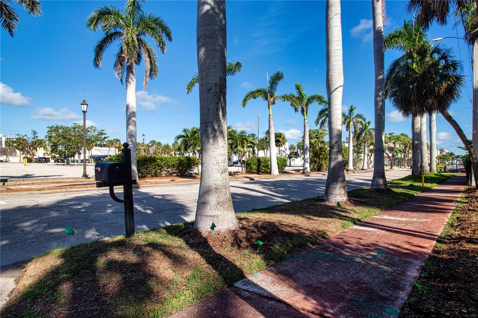 This charming property is an extraordinary opportunity to build your own private retreat a few steps from bustling St. Armands Circle. This unique lot has both privacy and a close proximity to St. Armands activity. The patio and heavily treed back living area of the property provides complete seclusion for quiet contemplation and memorable entertaining. The fertile ground and amazing weather make this property a gardener's paradise. When fully landscaped, it can lend itself to early morning bird watching and dramatic nighttime lighting. For a change of pace, St. Armands Circle, a 3 minute walk away, offers fabulous restaurants, trendy shops, personal care services, art galleries, special
events and the world-famous Lido Beach. Residents here find they can satisfy many of their needs in a short walk. Prior to 2024 , this property did not take on any water from other hurricanes. Lenient rental restrictions also make this an excellent investment opportunity.