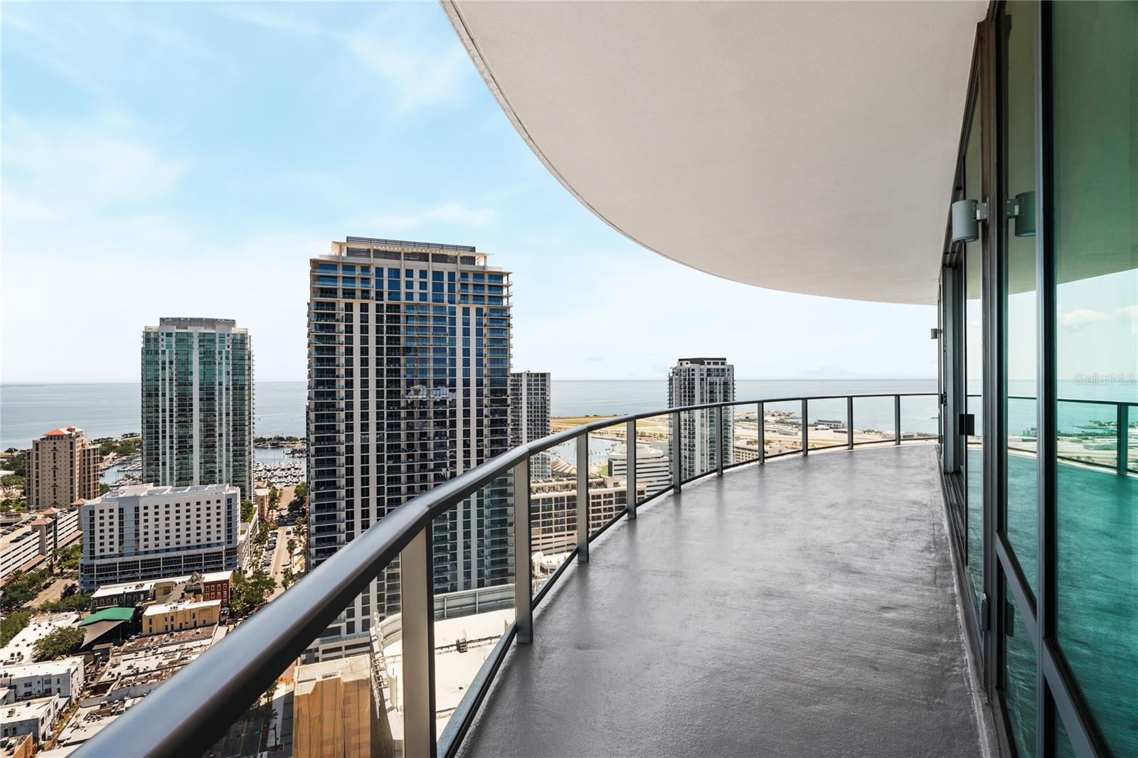 400 CENTRAL - Residential