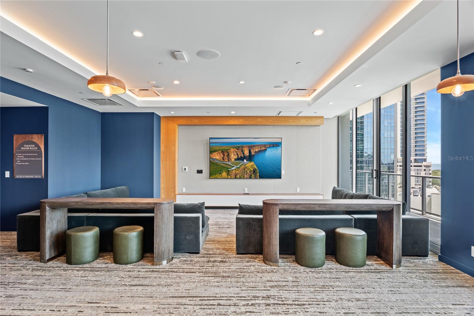 400 CENTRAL - Residential