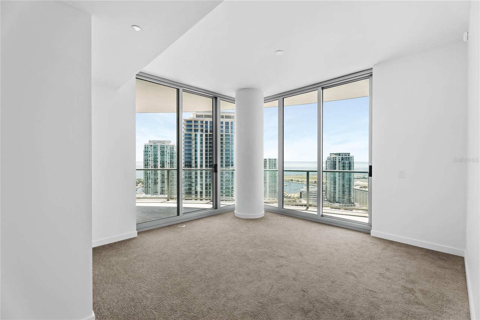 400 CENTRAL - Residential