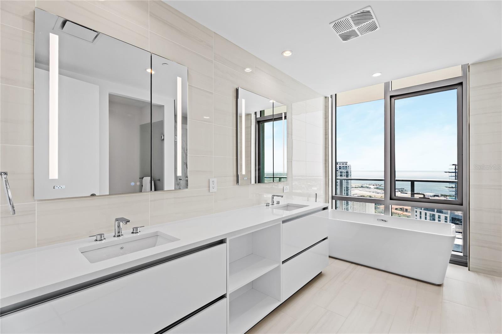 400 CENTRAL - Residential