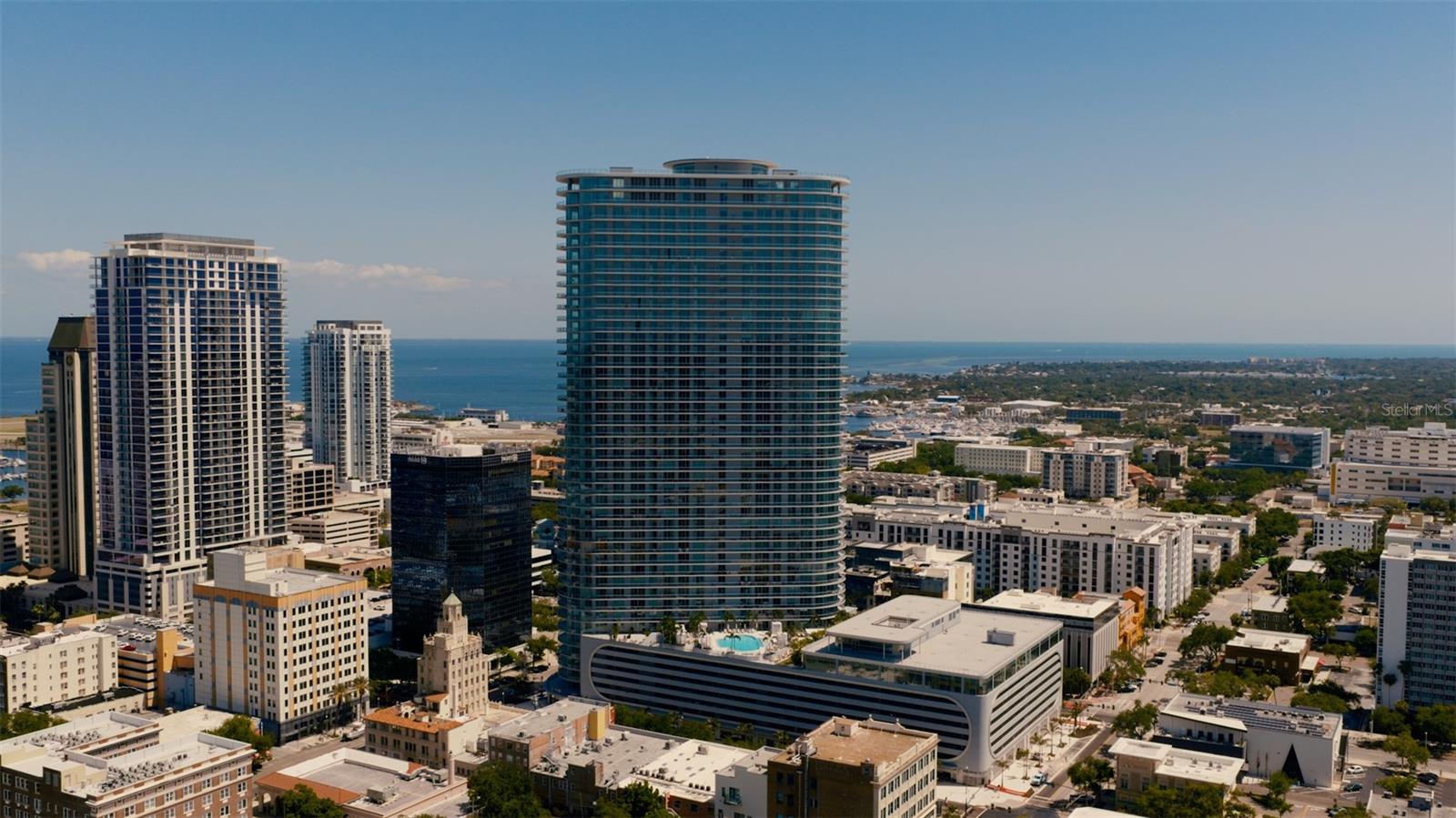 400 CENTRAL - Residential