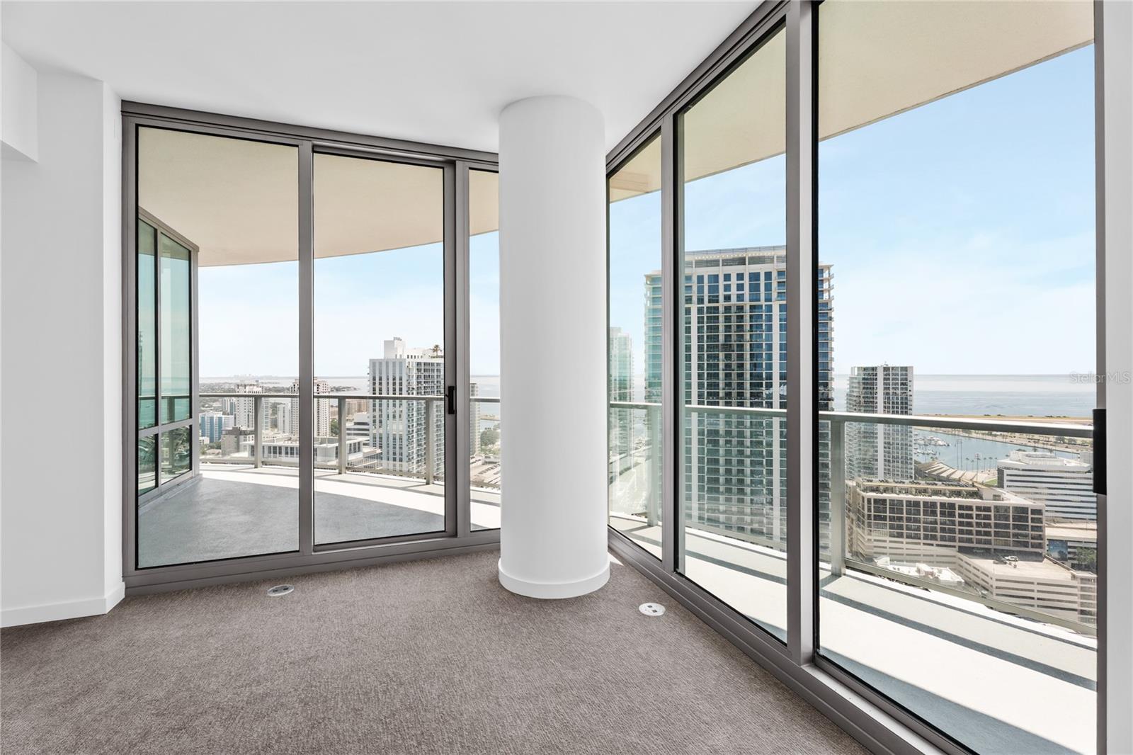 400 CENTRAL - Residential