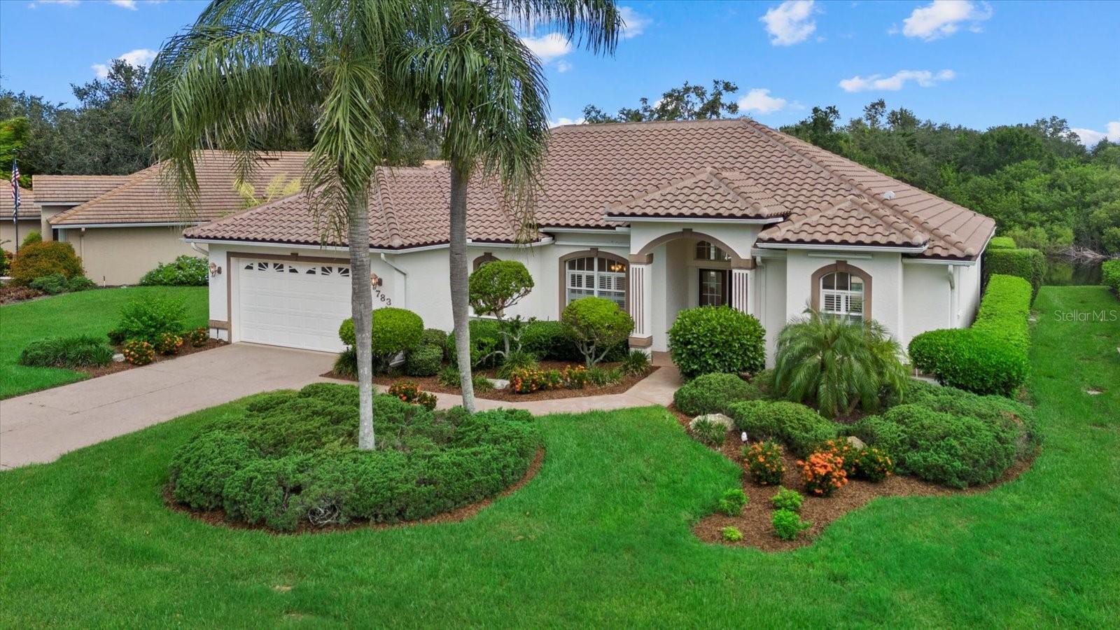 783 BRIDLE OAKS DRIVE