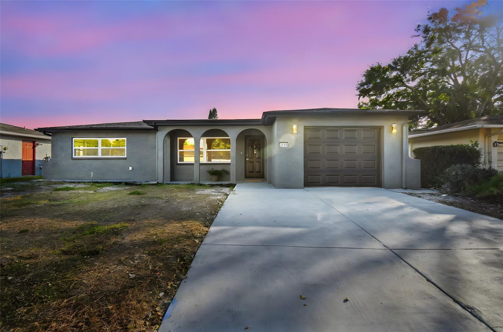 COLONIAL HILLS - Residential