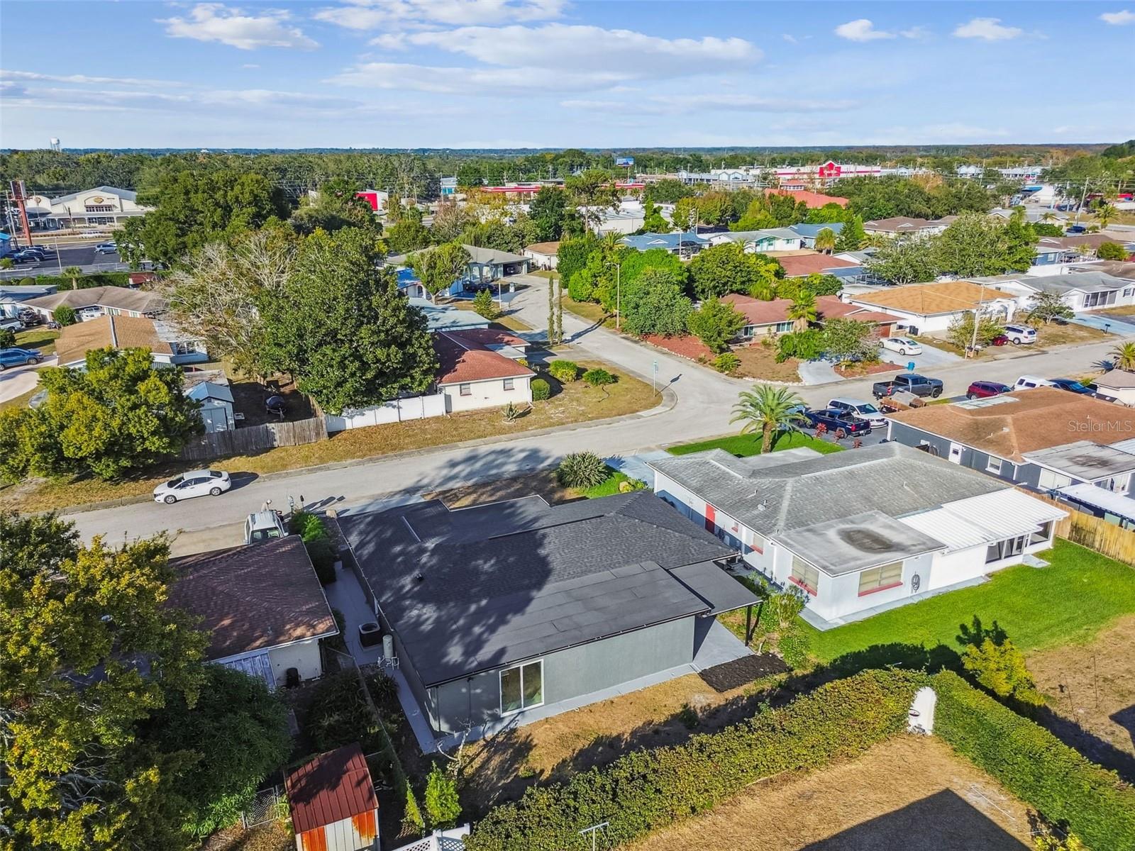 COLONIAL HILLS - Residential