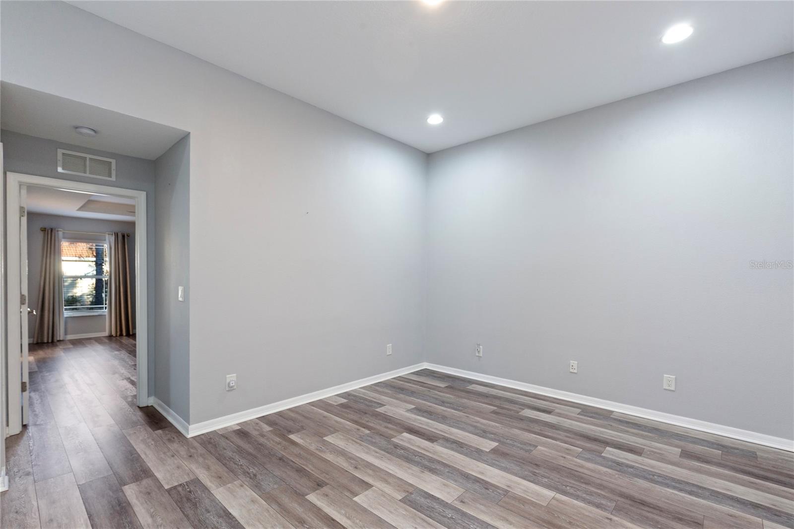 HIDDEN RIDGE TWNHMS - Residential