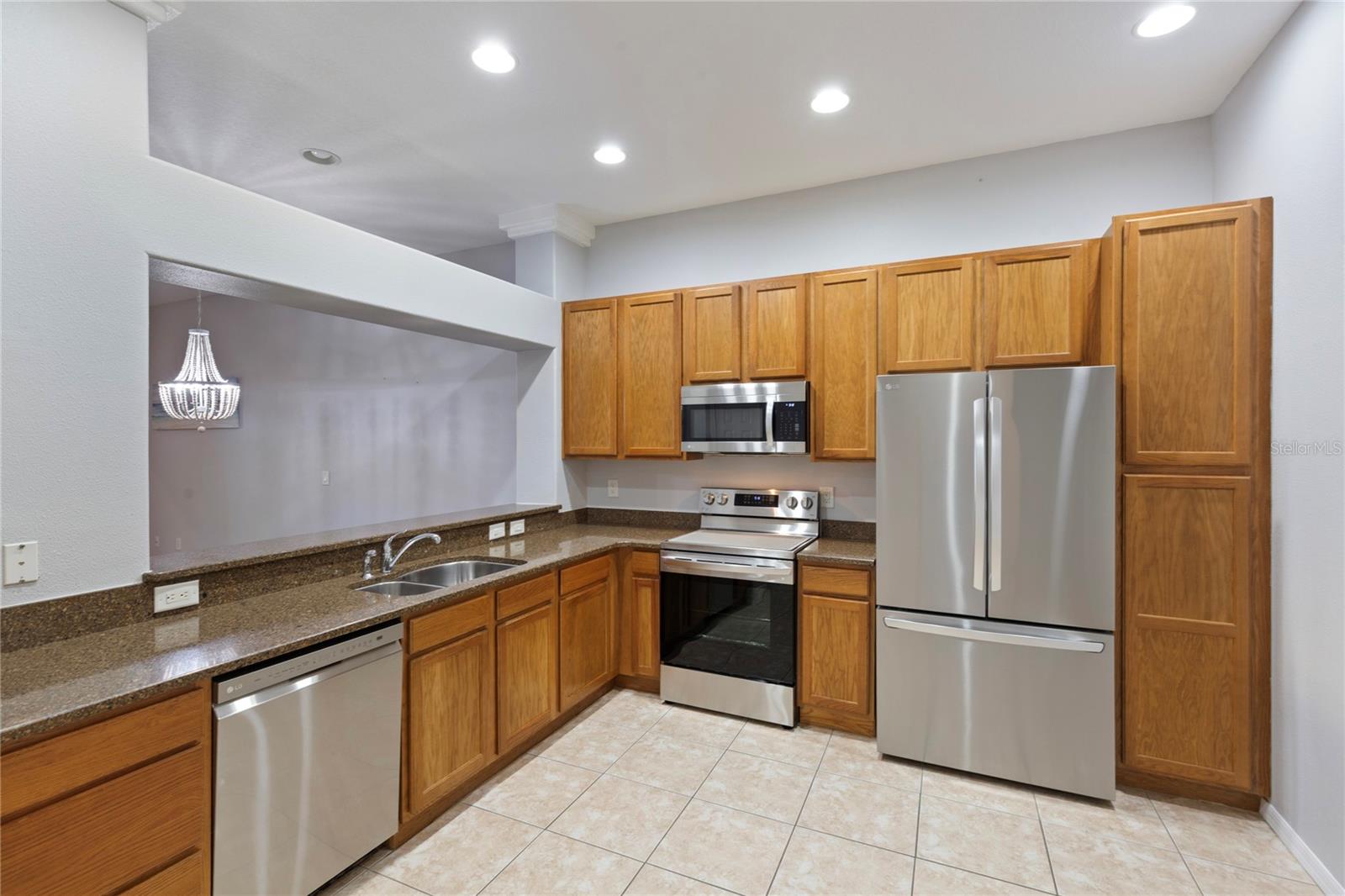 HIDDEN RIDGE TWNHMS - Residential