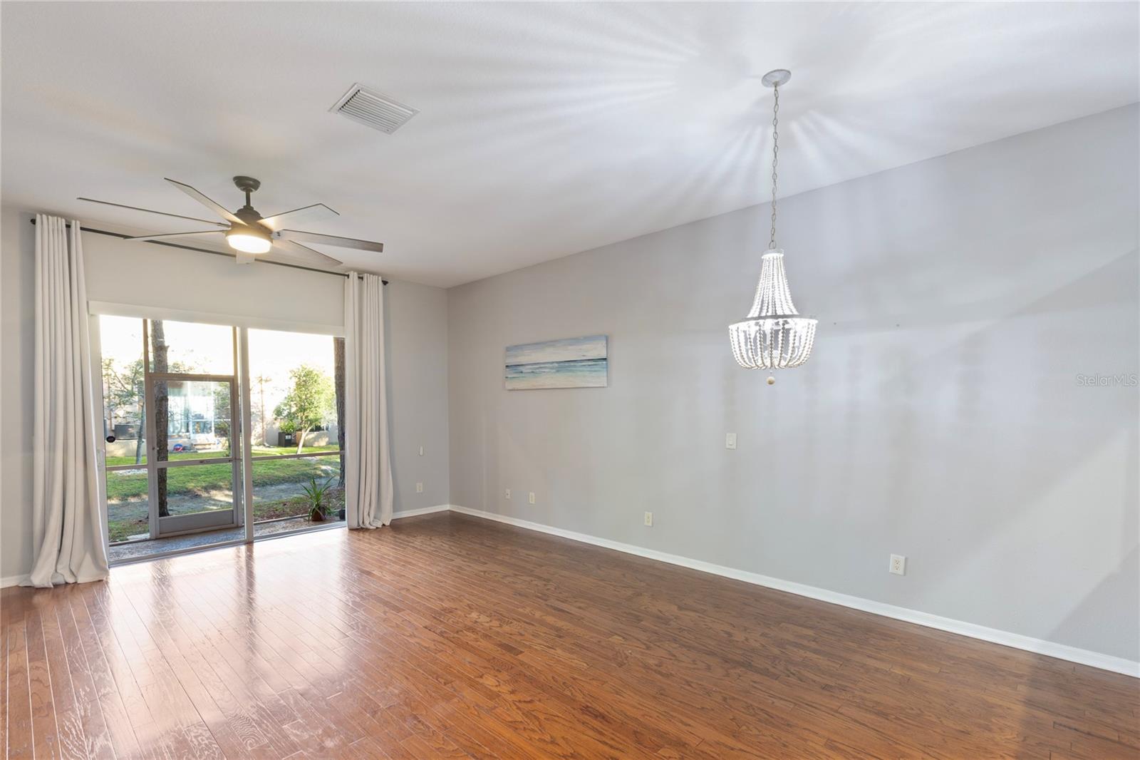 HIDDEN RIDGE TWNHMS - Residential