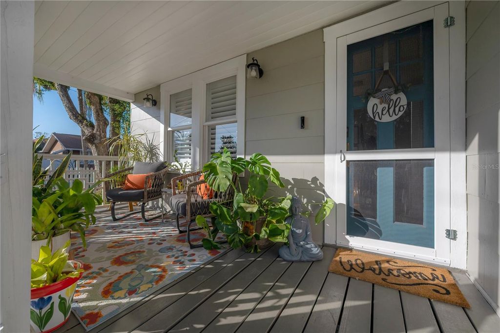 Photo of 910 E Ellicott Street, Tampa, FL 33603 (MLS # TB8461685)