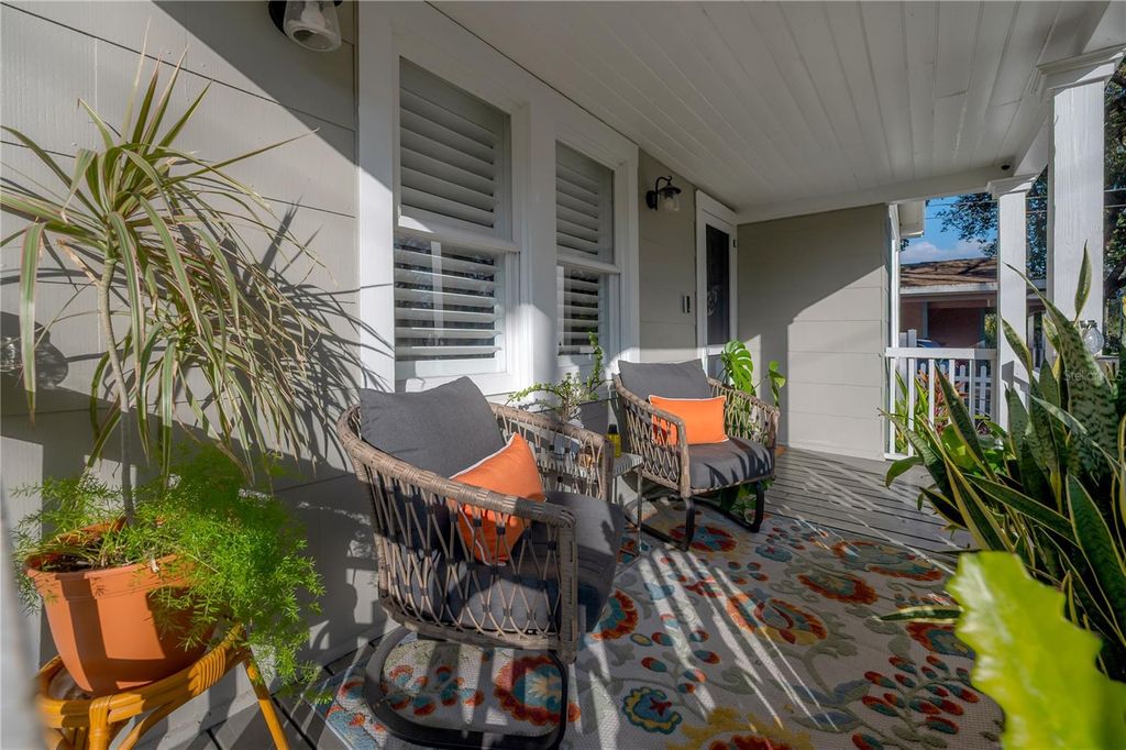 Photo of 910 E Ellicott Street, Tampa, FL 33603 (MLS # TB8461685)