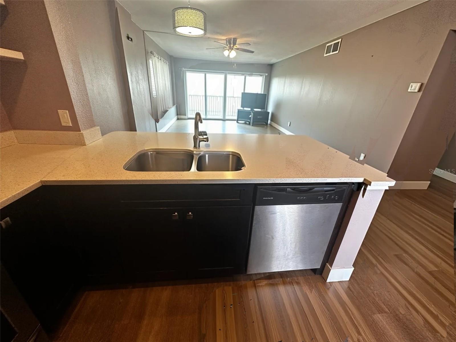 FOUNTAINHEAD CONDOS - Residential