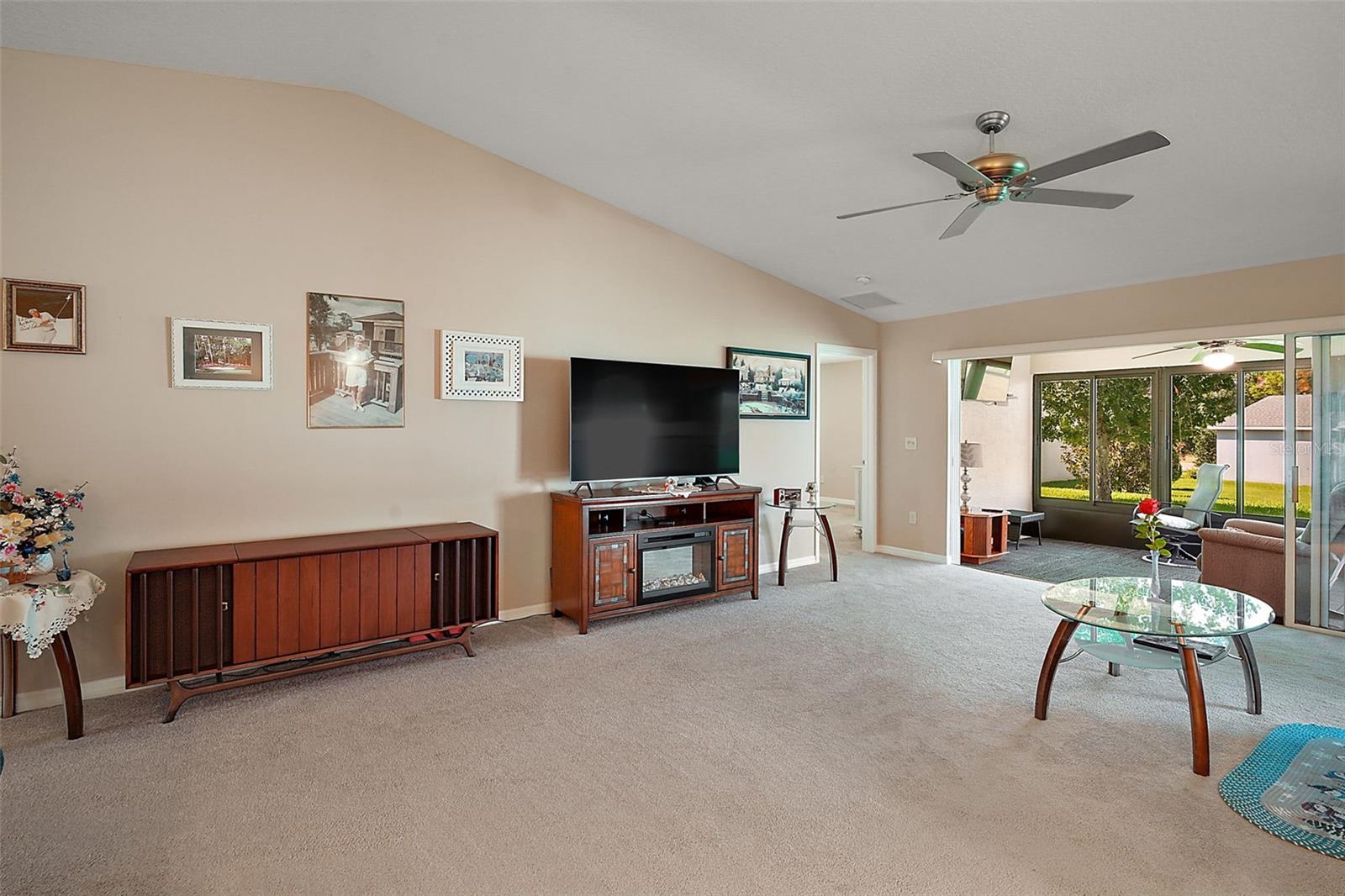 LEESBURG ARLINGTON RIDGE PH 02 - Residential